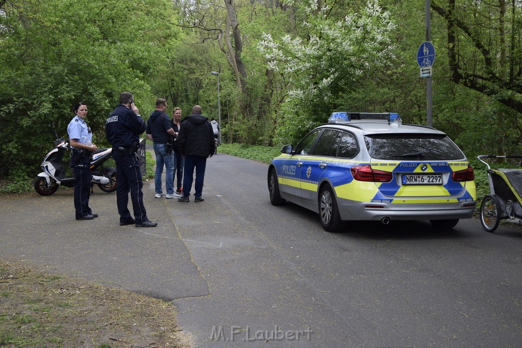 Einsatz BF Koeln in Koeln Buchheim Arnsbergerstr P53.JPG - Miklos Laubert